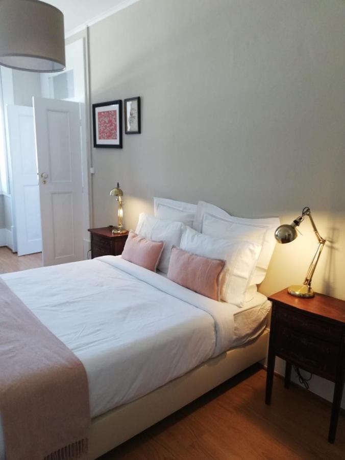 Menina Da Ria Guest House Авейру Экстерьер фото